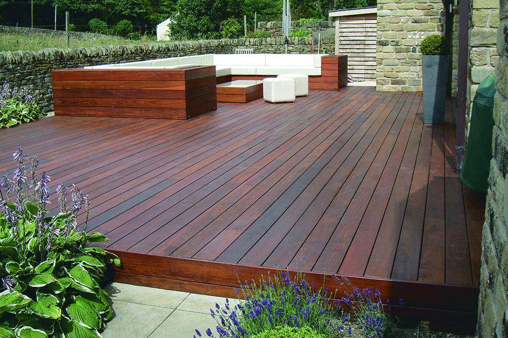 ilustrasi decking kayu (owatroldirect.co.uk)