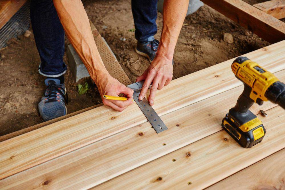 ilustrasi decking kayu (rmfp.com)