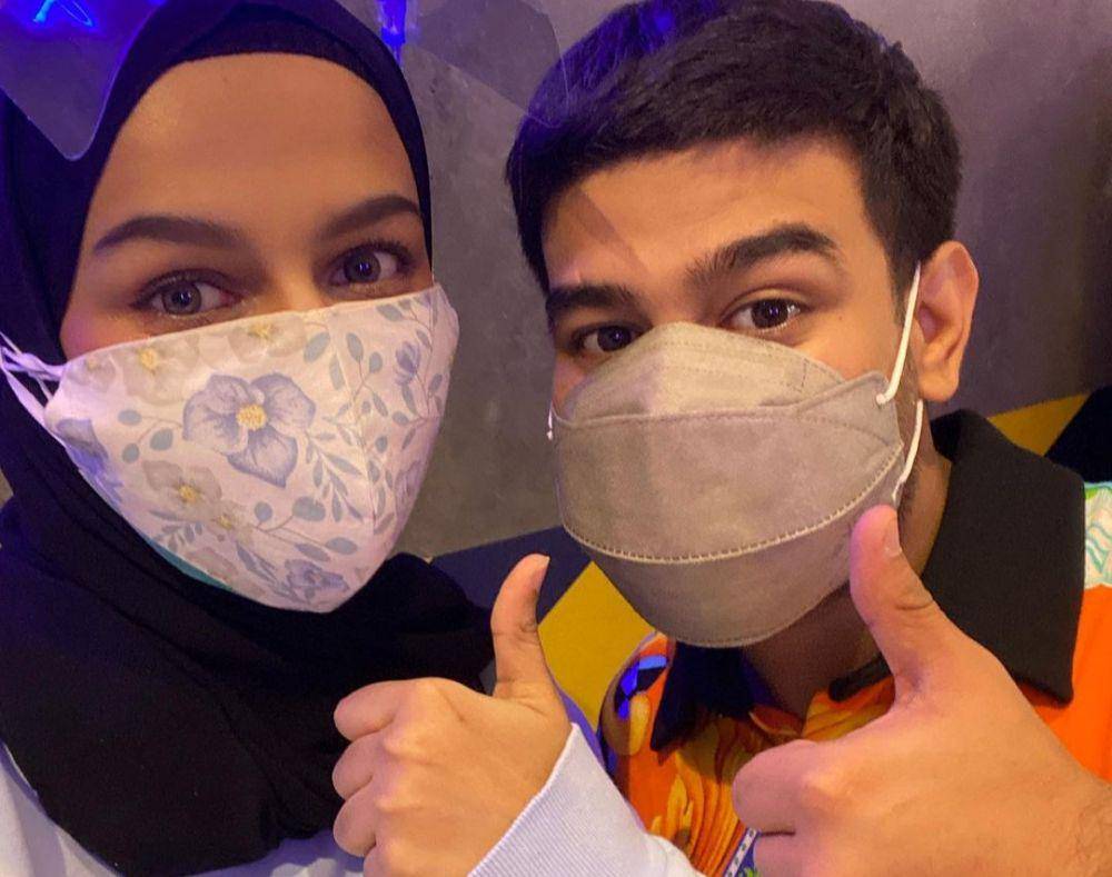 potret kompak Fadil Jaidi dan sang adik (instagram.com/dillaljaidi)
