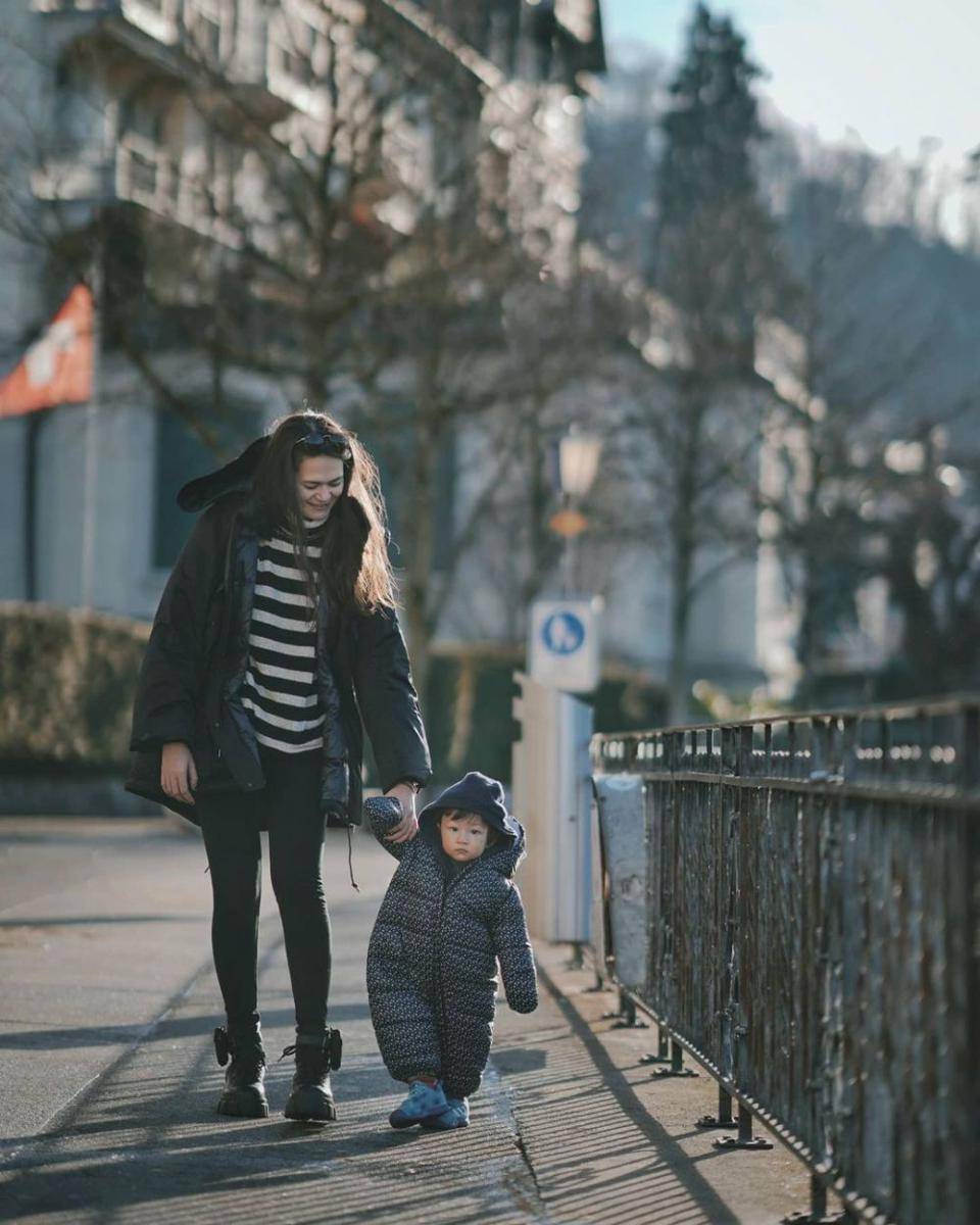 potret liburan keluarga Agus Ringgo di Swiss (instagram.com/sabaidieter)