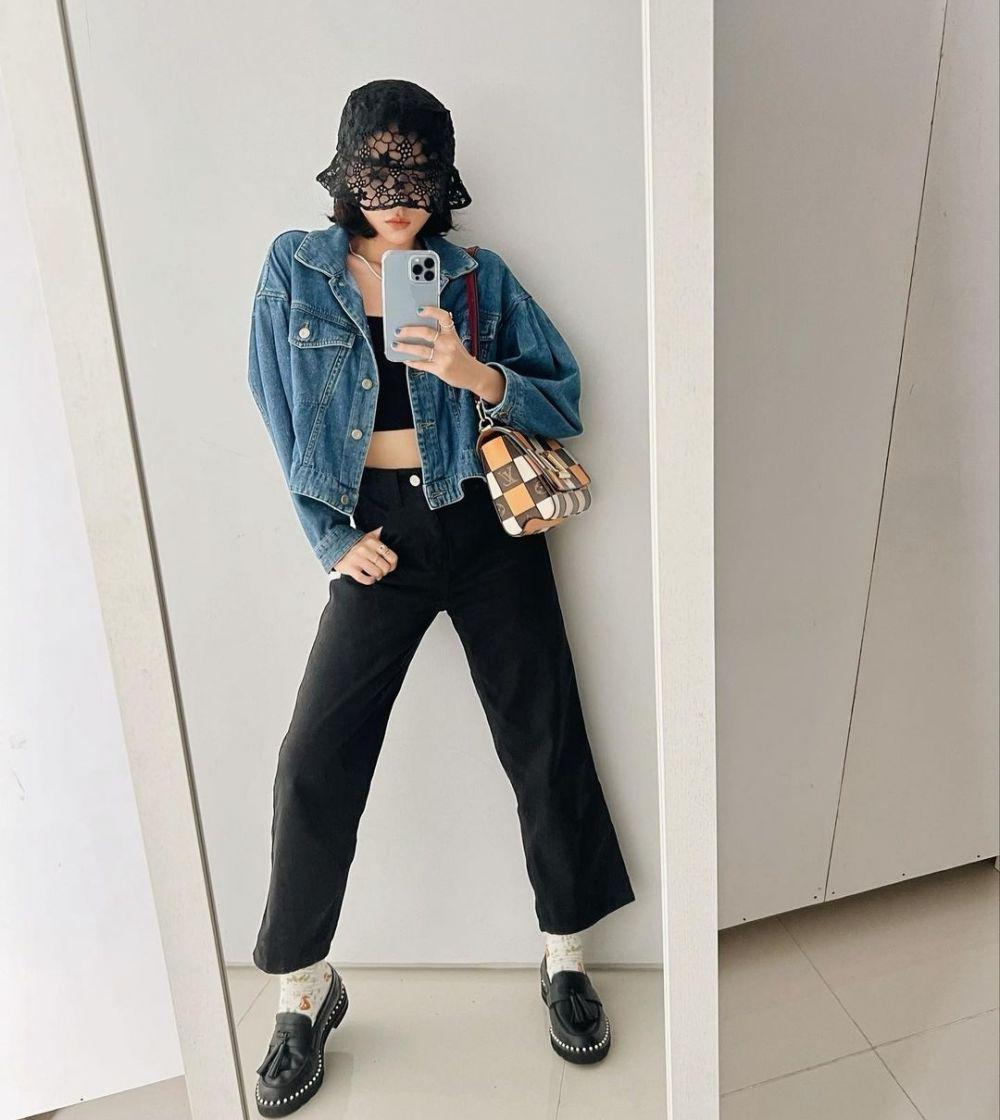 Isyana Sarasvati (instagram.com/isyanasarasvati)