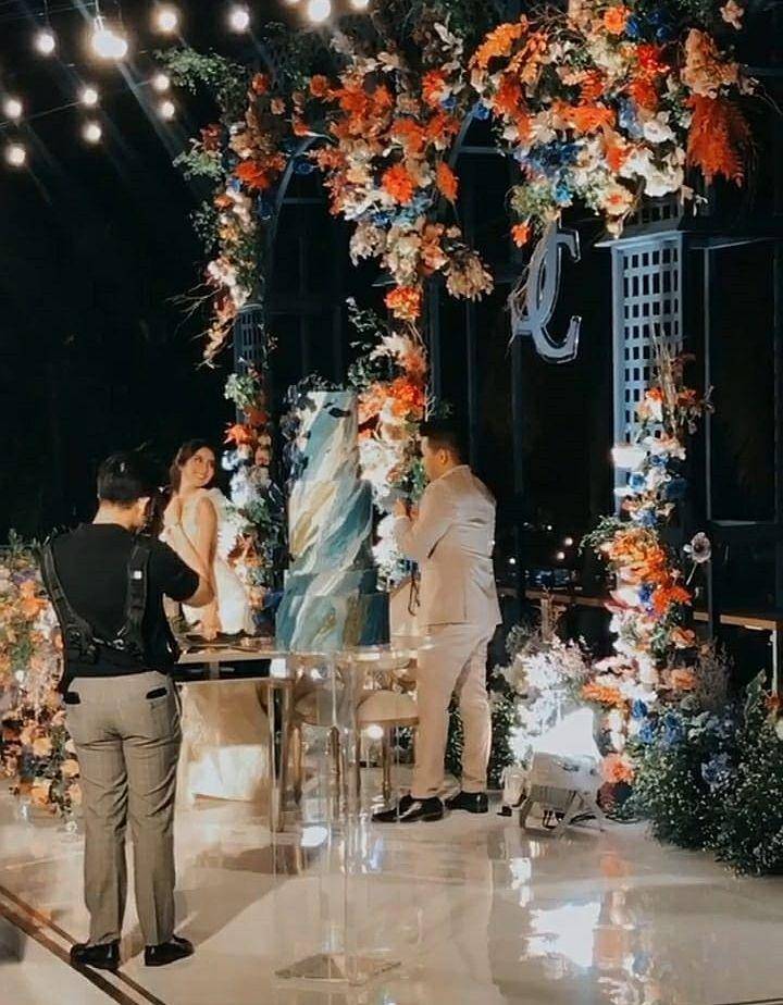Pernak-pernik pernikahan Joshua Suherman dan Clairine Christabel. (Instagram.com/dessycae)
