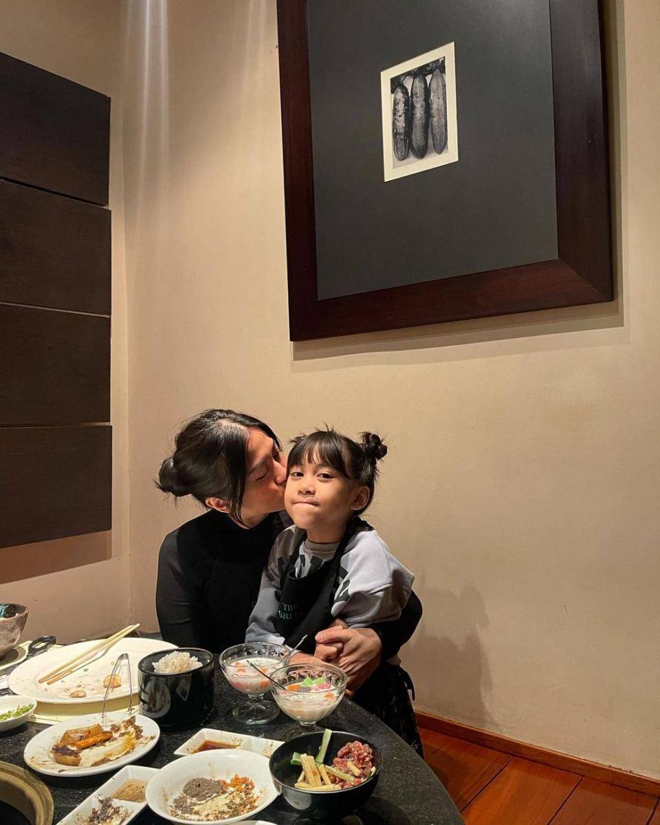 potret Tyna Dwi Jayanti dan anaknya (instagram.com/tynadwijayanti)