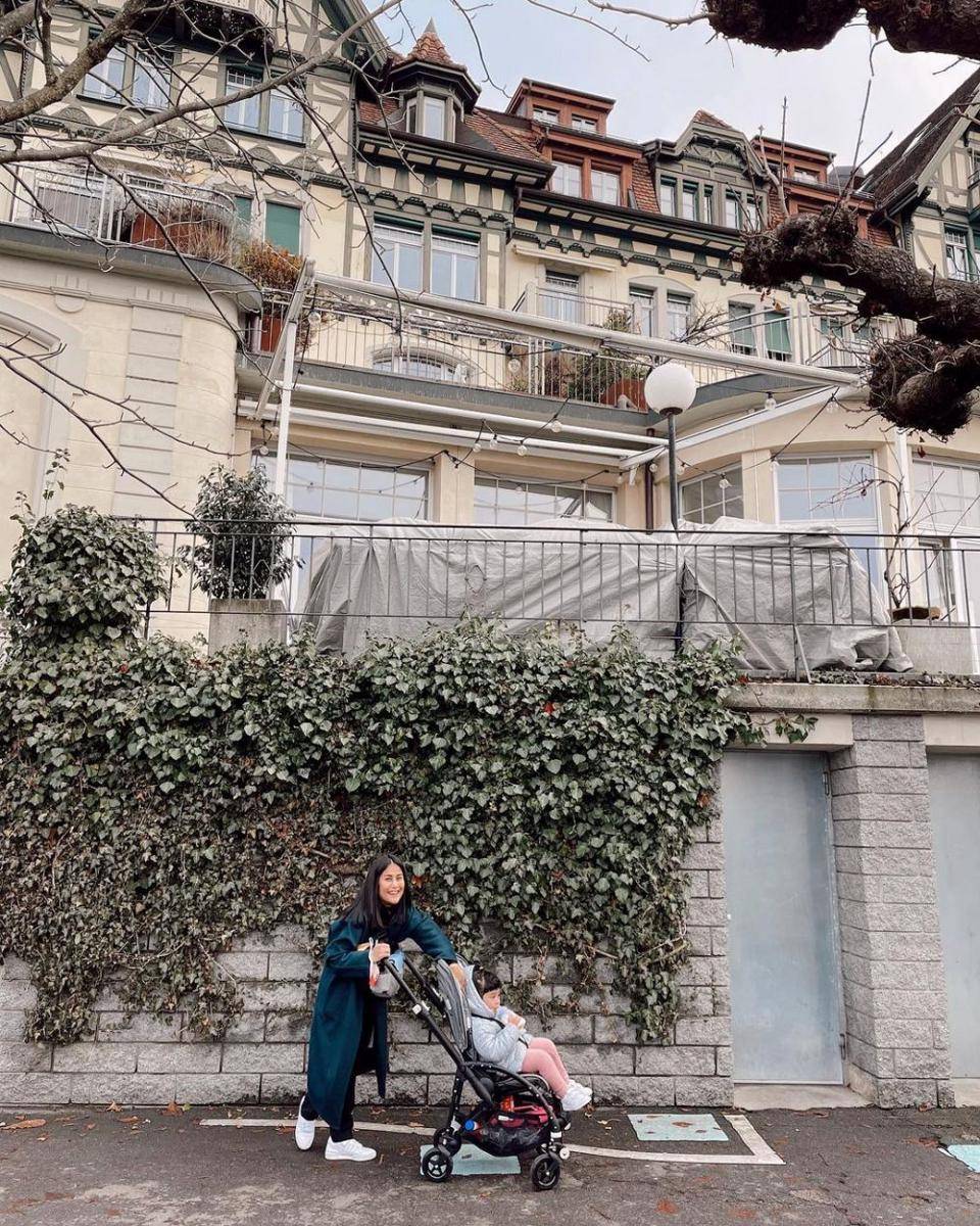 Potret liburan keluarga Tarra Budiman di Swiss. (instagram.com/gyaps)