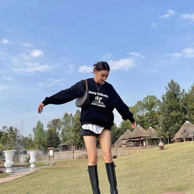 Kapook Phatchara (instagram.com/kapookphat)