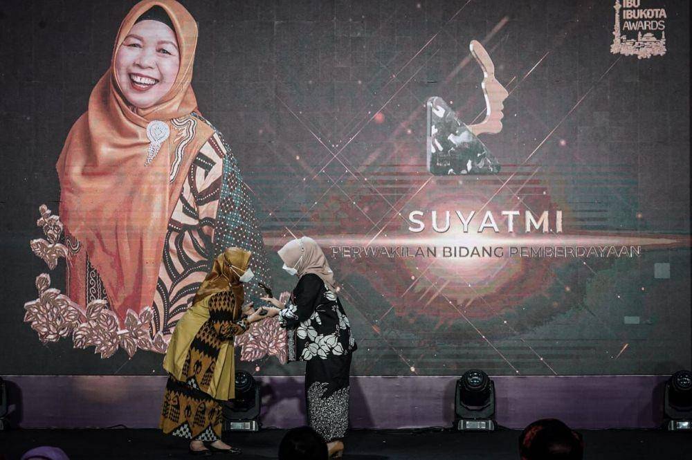 Ibu Suyatmi, Ibu Ibukota tahun 2021 di bidang Pemberdayaan (dok. Ibu Ibukota Awards)