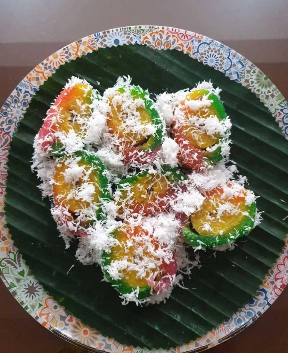 Kue kacamata (instagram.com/addictedcookinglady)