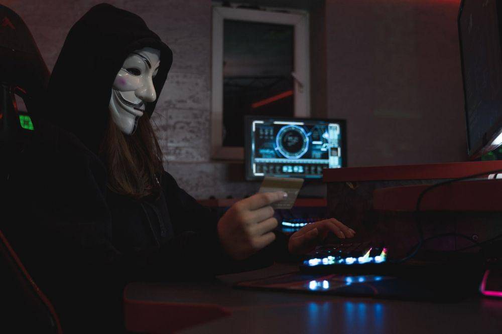 ilustrasi hacker. (Pexels.com/Tima Miroshnichenko)