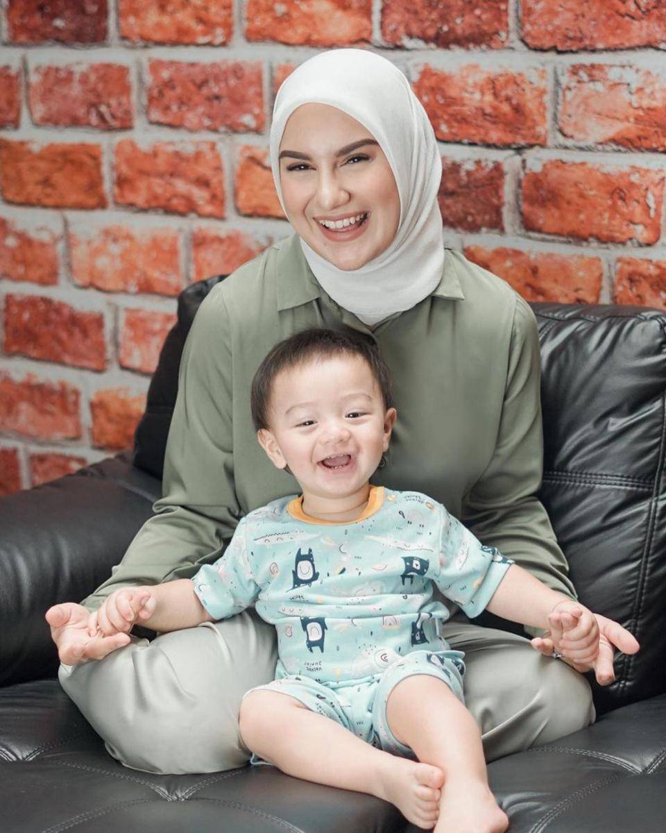 potret Irish Bella dan Air Rumi (instagram.com/_irishbella_)
