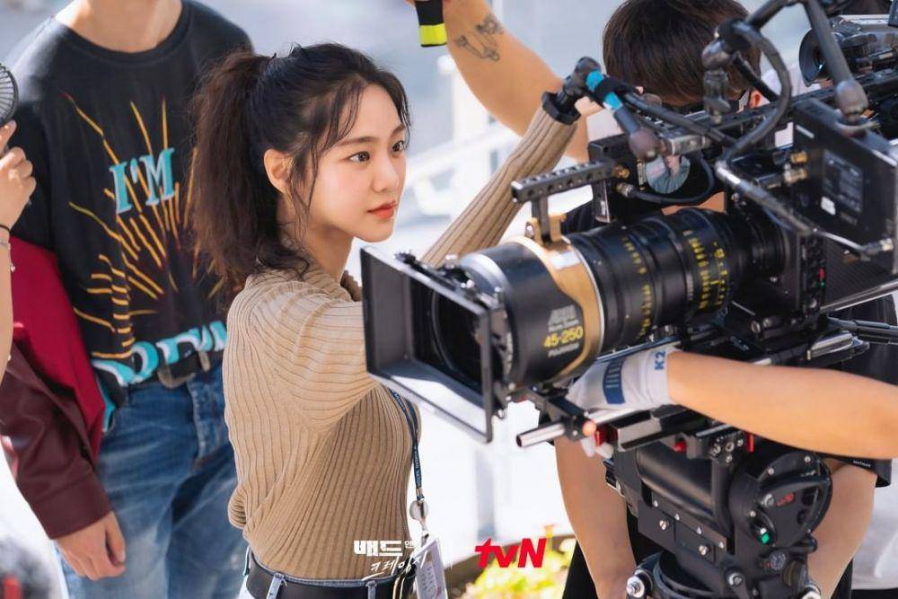potret di balik layar drama Bad and Crazy (instagram.com/tvn_drama)