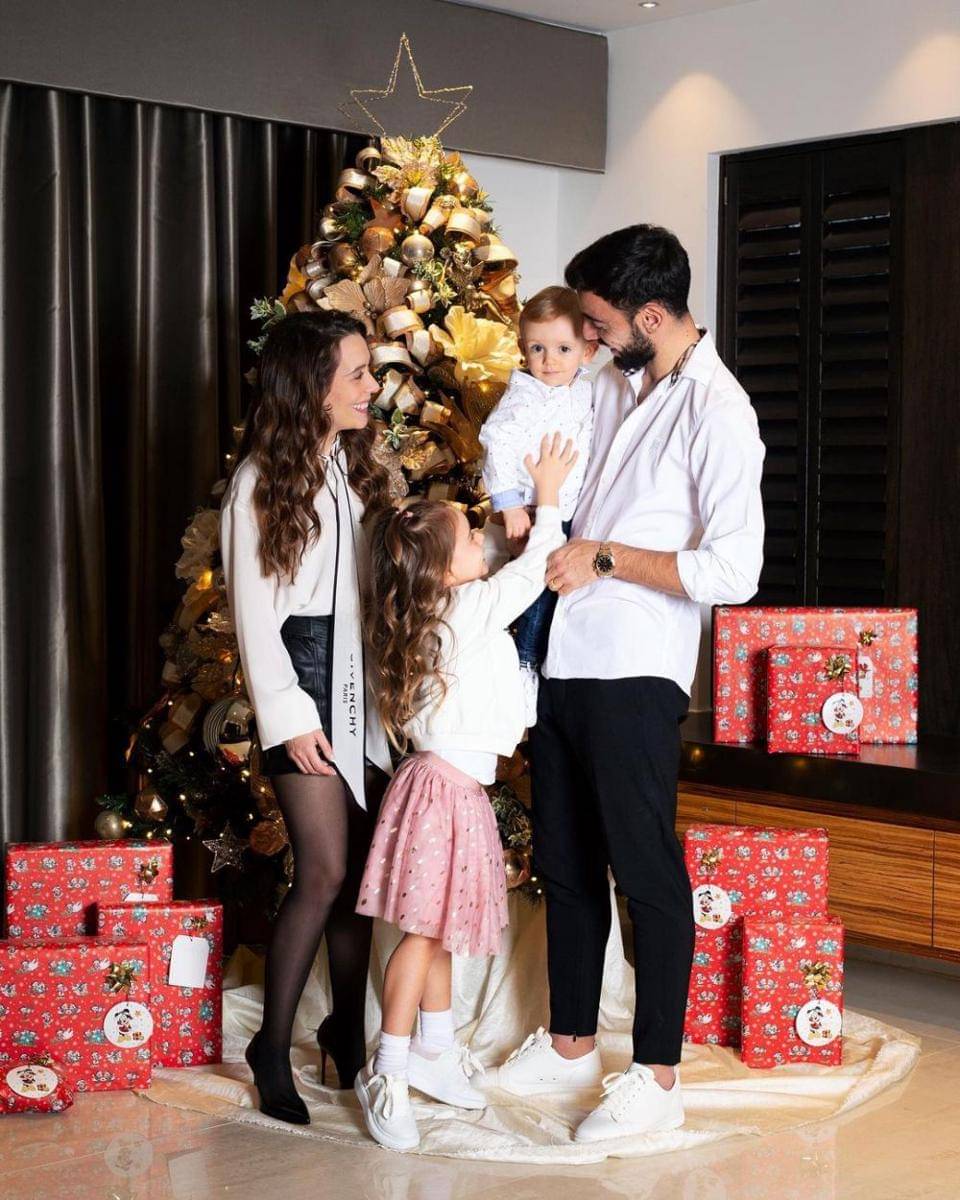 potret Bruno Fernandes bersama keluarganya di hari Natal (instagram.com/brunofernandes.10)