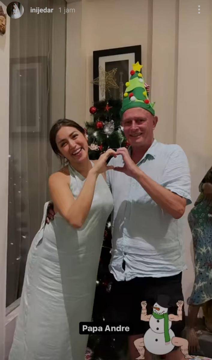 potret Jessica Iskandar sambut natal (instagram.com/inijedar)