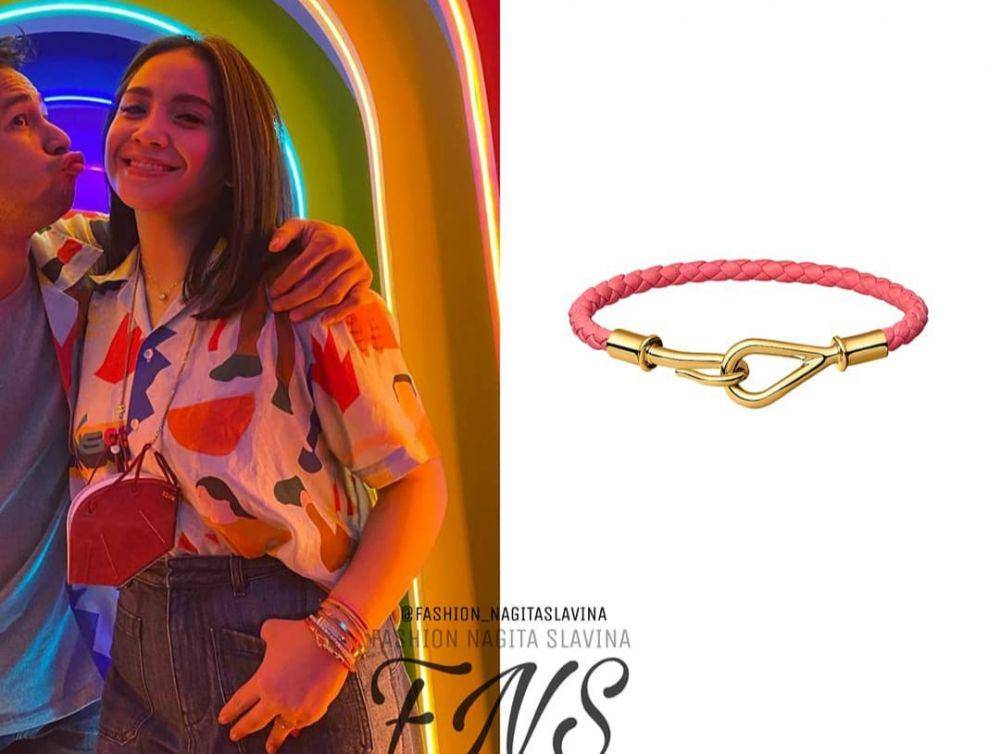 kolase potret Nagita Slavina memakai gelang dari merk Hermes (instagram.com/fashion_nagitaslavina)