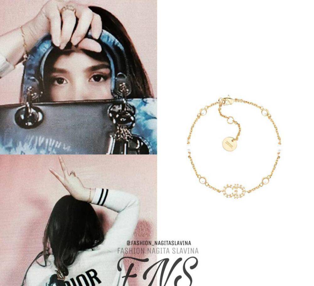 kolase potret Nagita Slavina memakai gelang dari merk Dior (instagram.com/fashion_nagitaslavina)