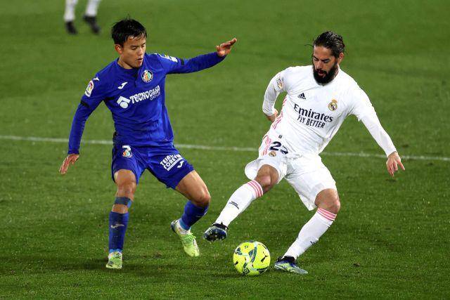 potret Isco (kanan) saat menghadapi Osasuna (football-espana.net)