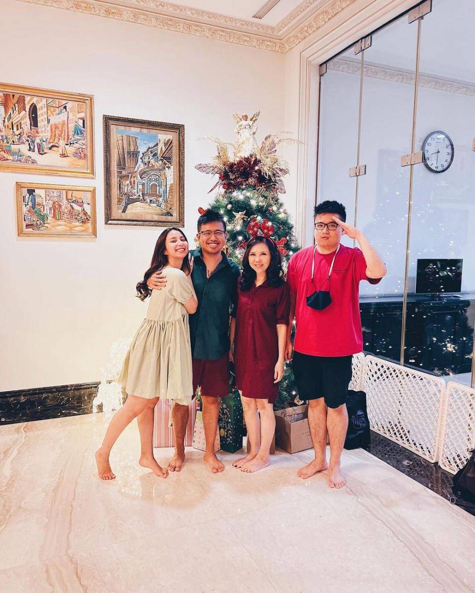 Joshua dan Clairine Clay (instagram.com/jojosuherman)