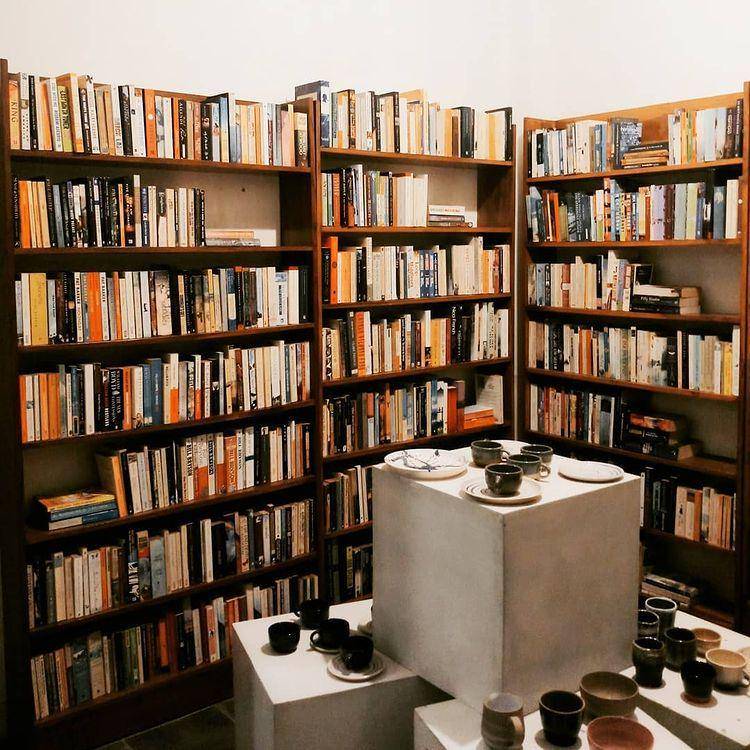 Kebun Buku (instagram.com/anugrahhyang)