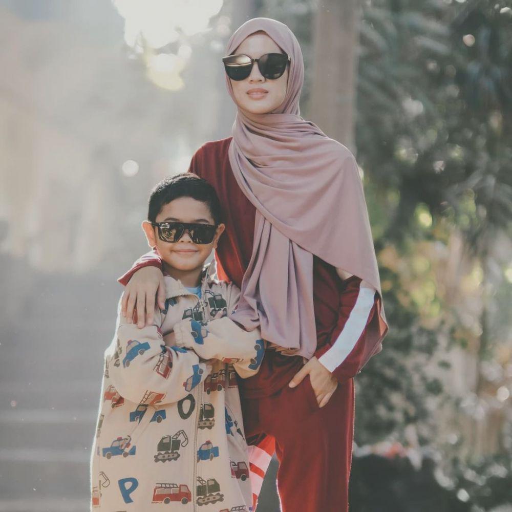 Alyssa Soebandono dan buah hati (instagram.com/ichaseobandono)