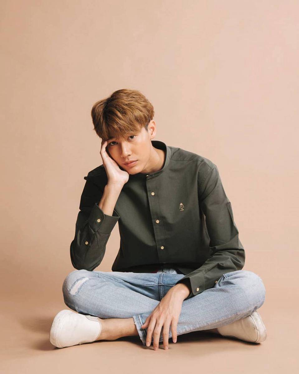 Gaya busana Dew Jirawat (instagram.com/dew_jsu)