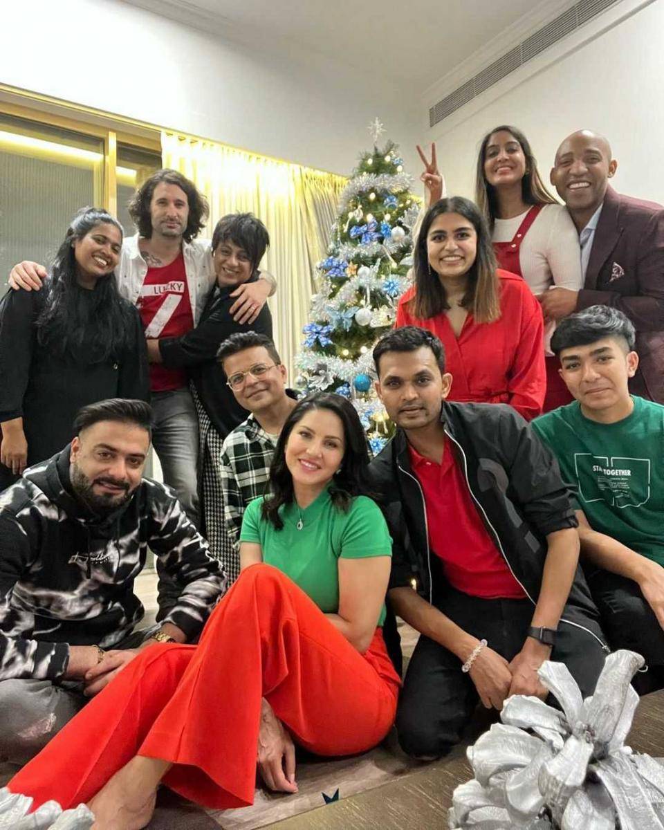 Sunny Leone dan keluarga (instagram.com/sunnyleone)