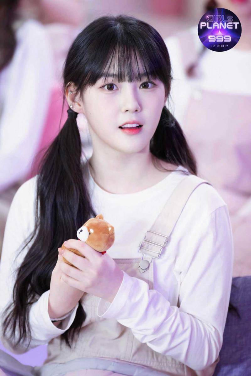 Kim Chae Hyun Kep1er (twitter.com/_girlsplanet999)