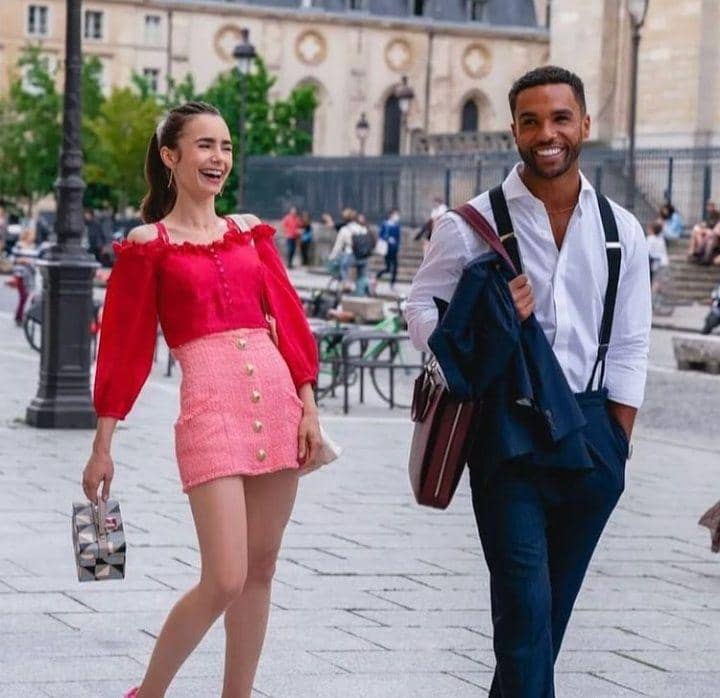 Lily Collins dan Lucien Laviscount (dok. Netflix/Emily in Paris 2)