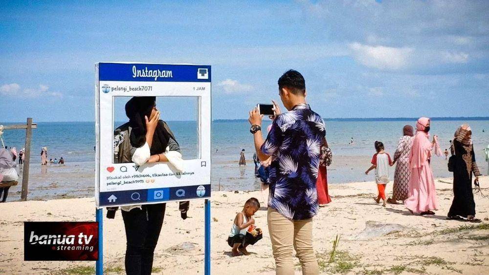 https://ibukotakita.com/listing/pantai-pelangi/