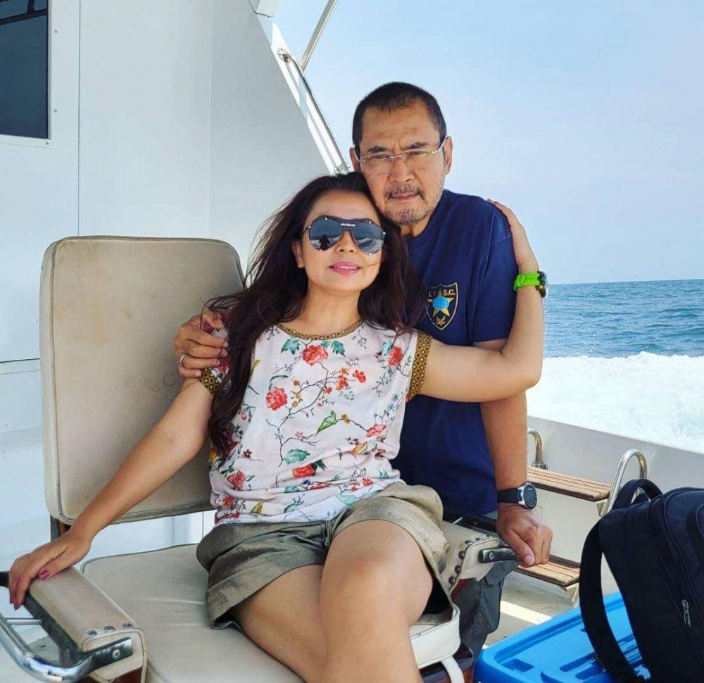 Mayangsari bersama suami (instagram.com/mayangsari_official)