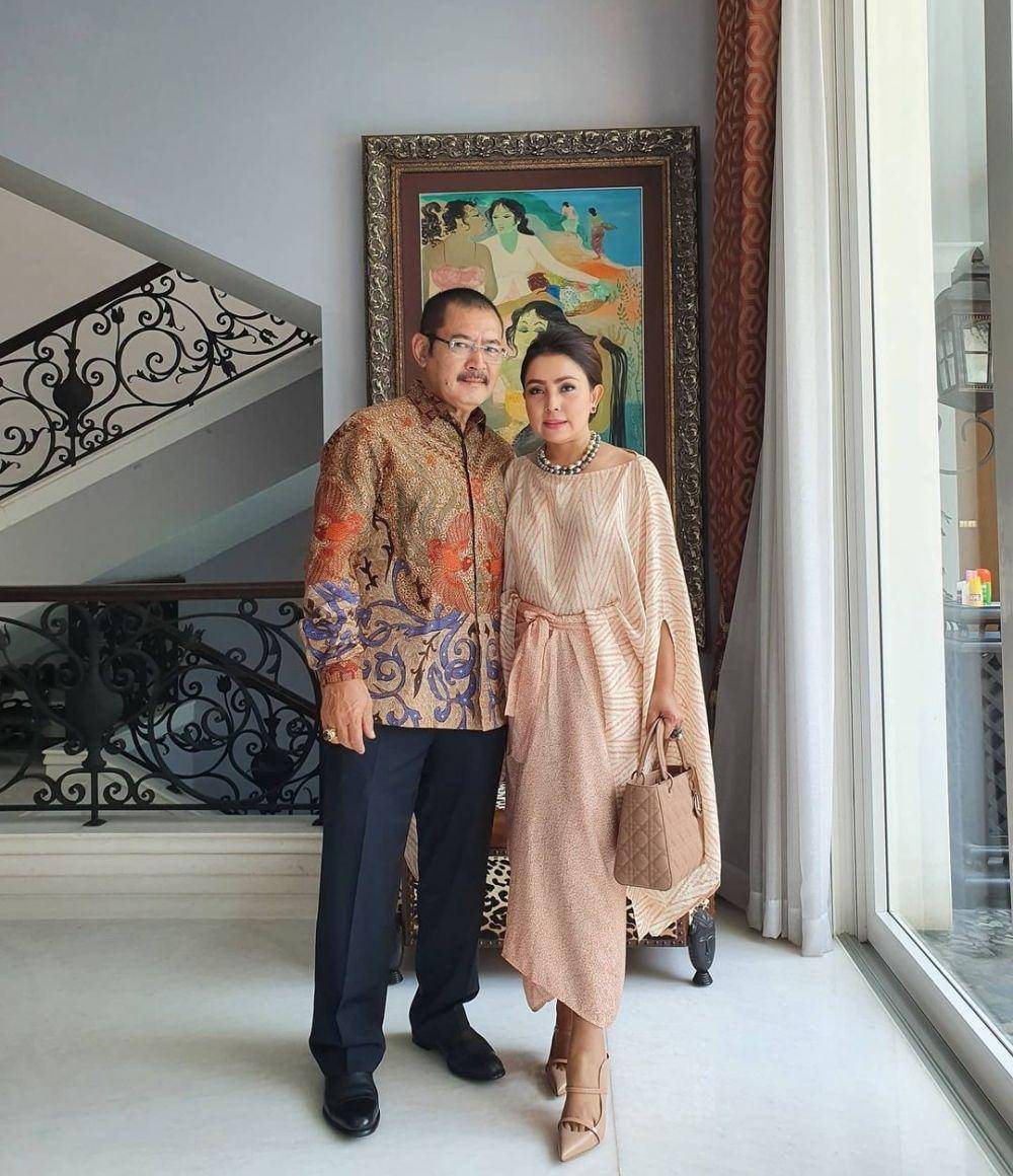 Mayangsari bersama suami (instagram.com/mayangsari_official)