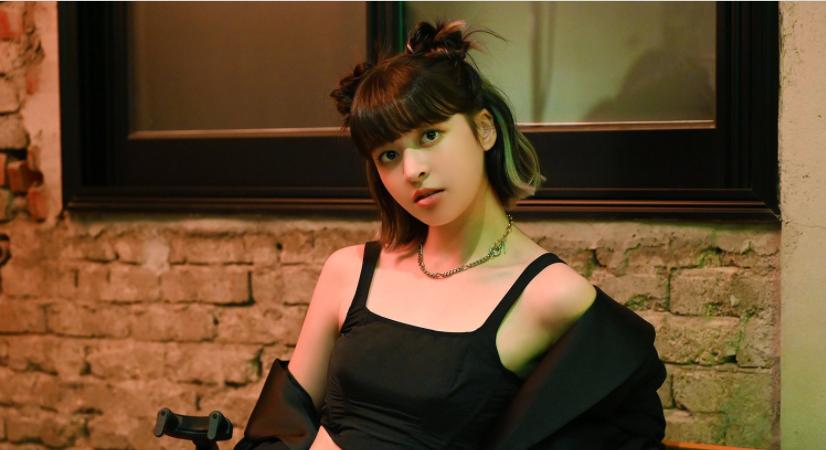 Penerus TWICE dan ITZY, 7 Penampilan Bakat Trainee JYPn yang Memesona