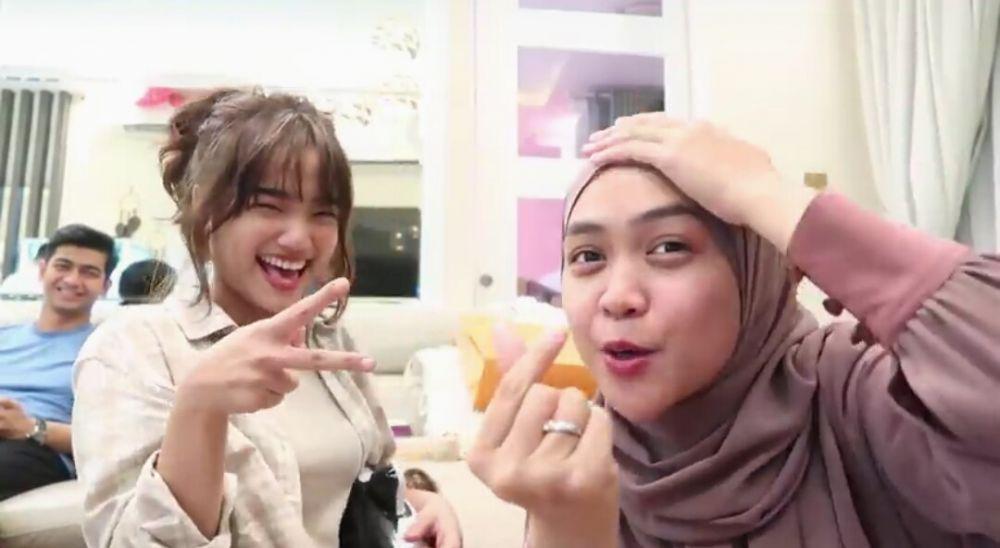 9 Potret Fuji di Vlog Pertama, Raih 1,2 Juta Subscribers dalam 2 Hari