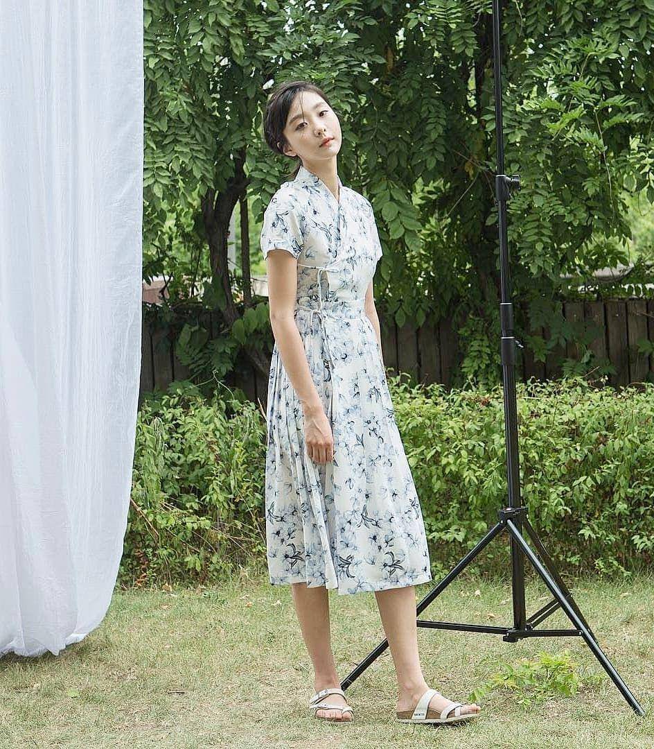outfit dress Kim Dami (instagram.com/haril_dami)