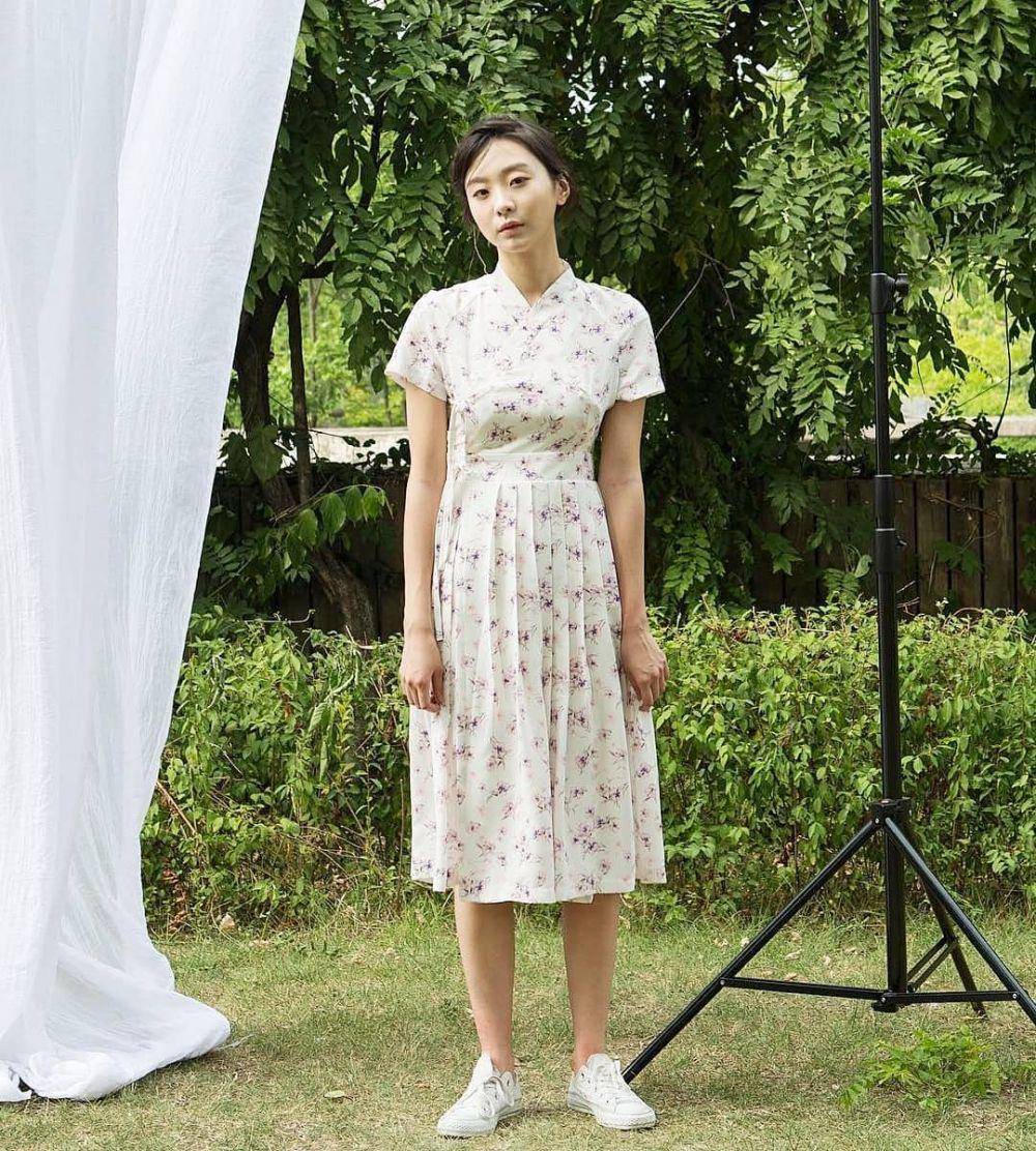 outfit dress Kim Dami (instagram.com/haril_dami)