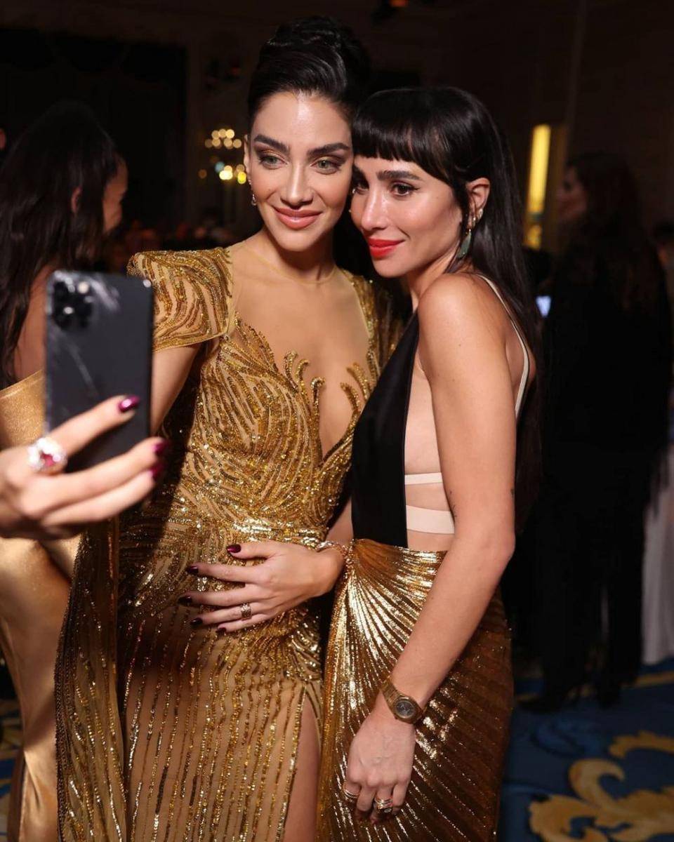 Jessica Kahawaty dan Dana Hourani (instagram.com/voguearabia)