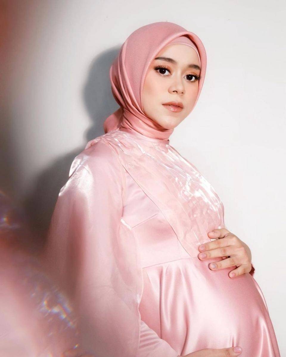 Lesty Kejora dari awal hamil hingga melahirkan (Callmeedo via Instagram.com/lestykejora/)
