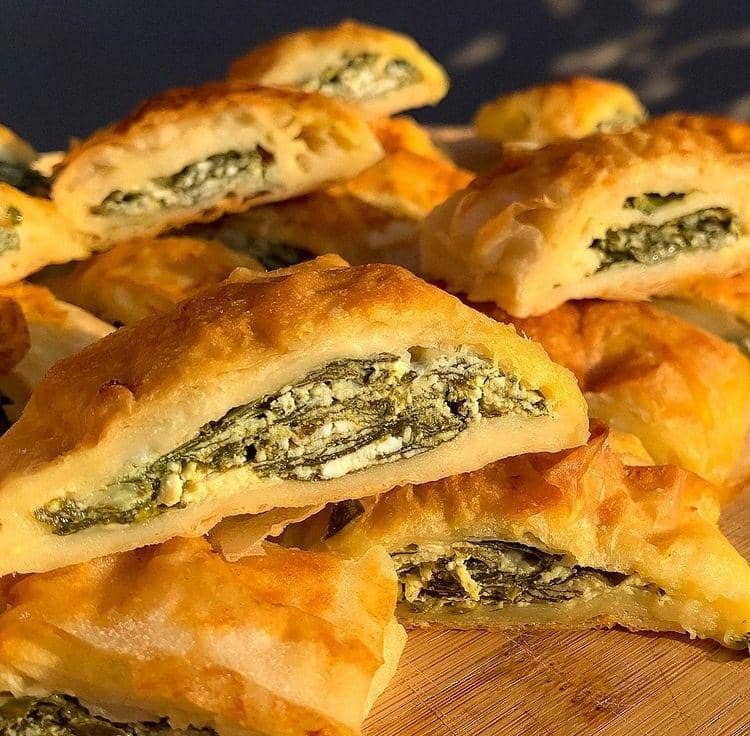 zeljanica (instagram.com/cooking_with_larissa)