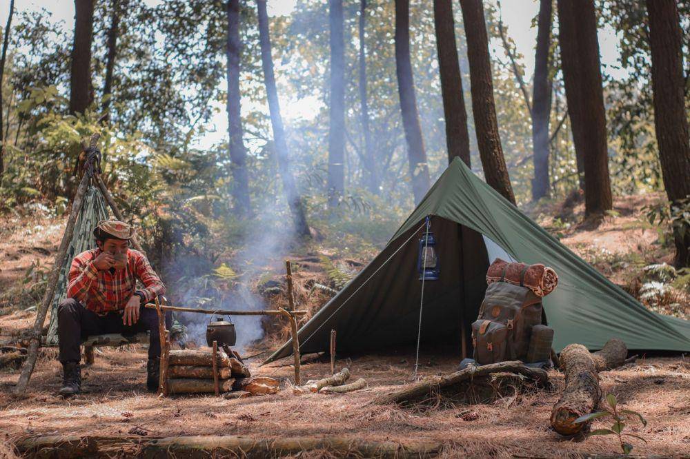 ilustrasi camping (pexels.com/Baihaki Hine)