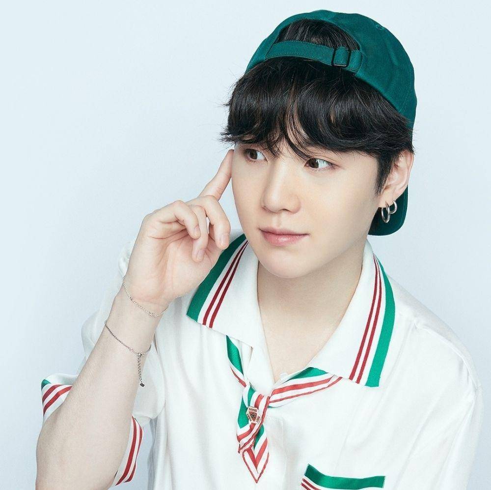 Suga BTS (instagram.com/bts.bighitofficial)