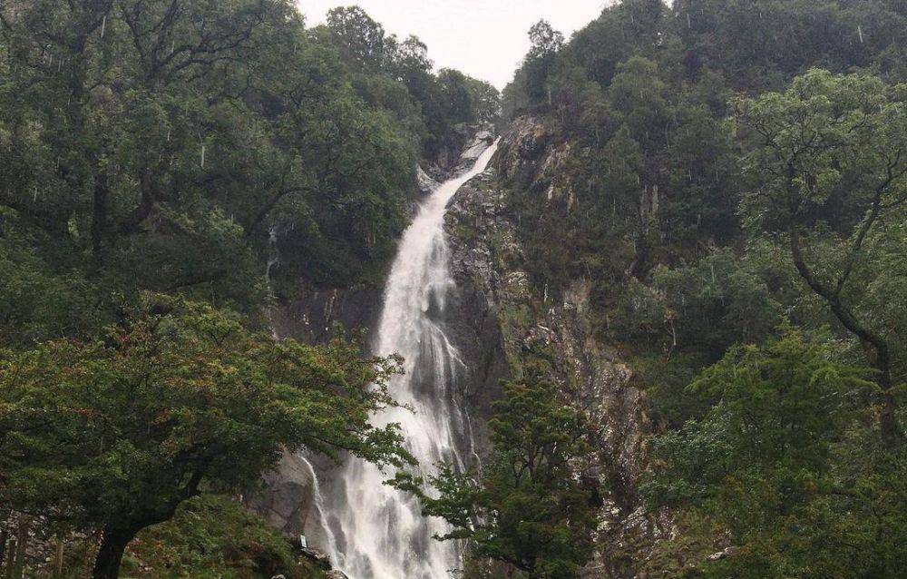 Air terjun Aber (instagram.com/monikaduchowicz)