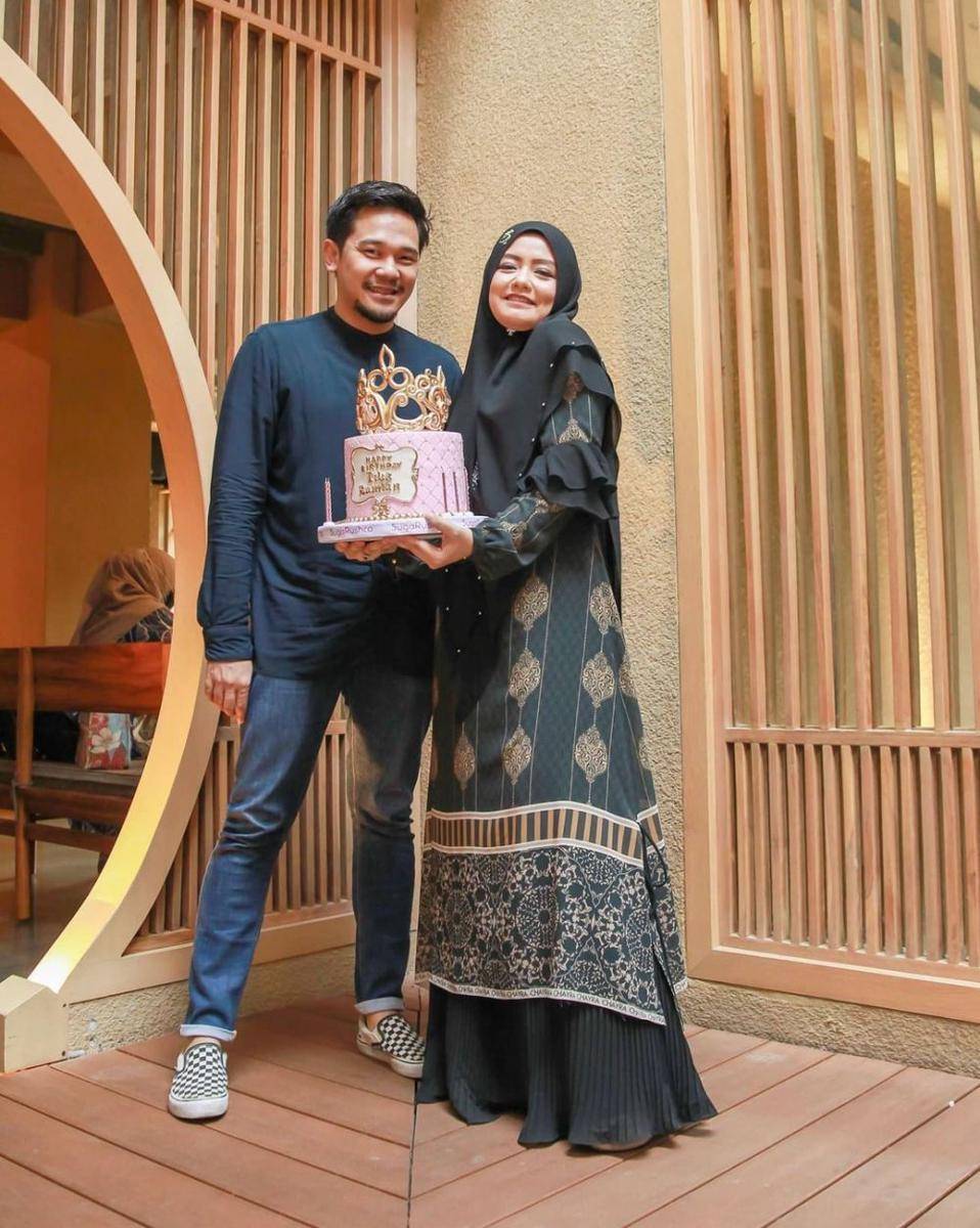 Tika Ramlan dan suami (instagram.com/tika_ramlan)
