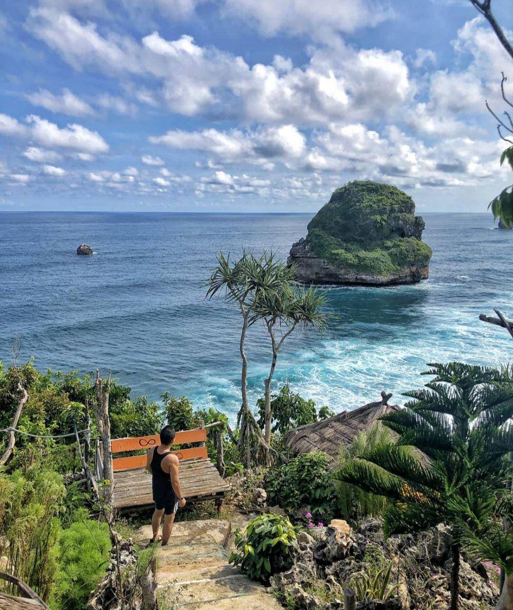 Pantai Goa Cina (instagram.com/gustopocandra1985)
