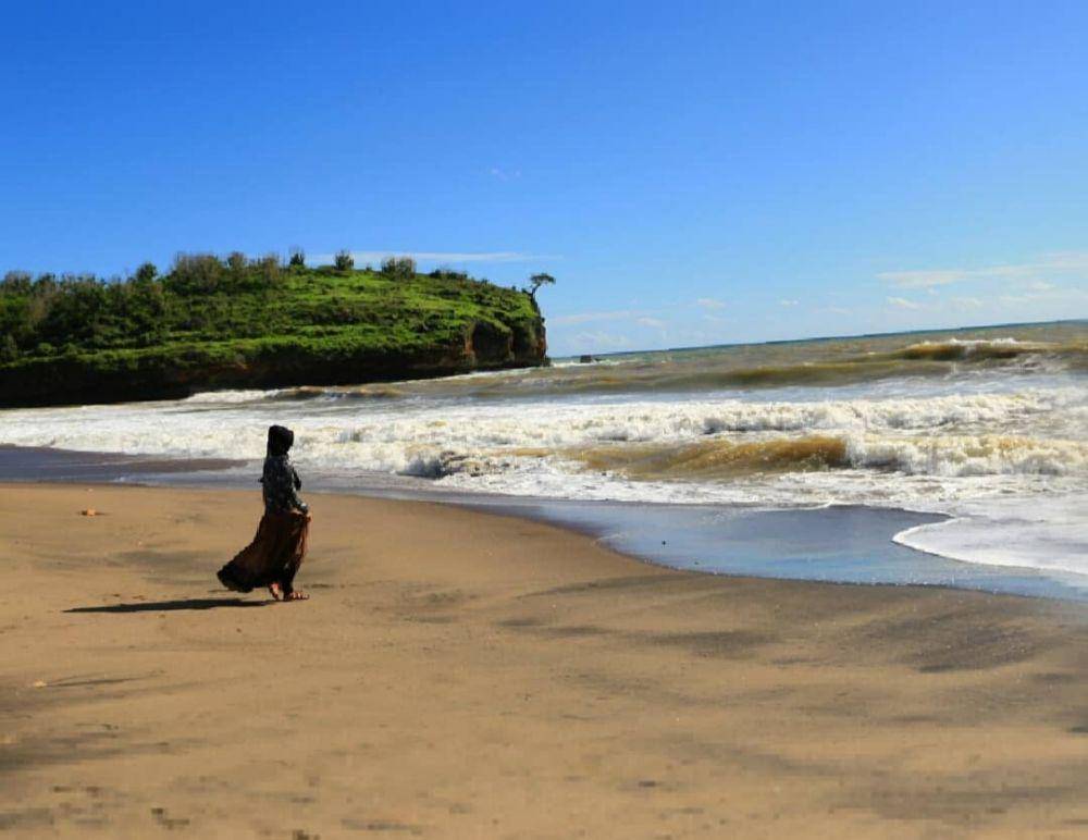 Pantai Ngiroboyo (instagram.com/icohkholisoh_)