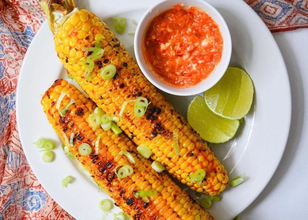 Resep Jagung Bakar Pedas Manis yang Lezat untuk Pesta Tahun Baru