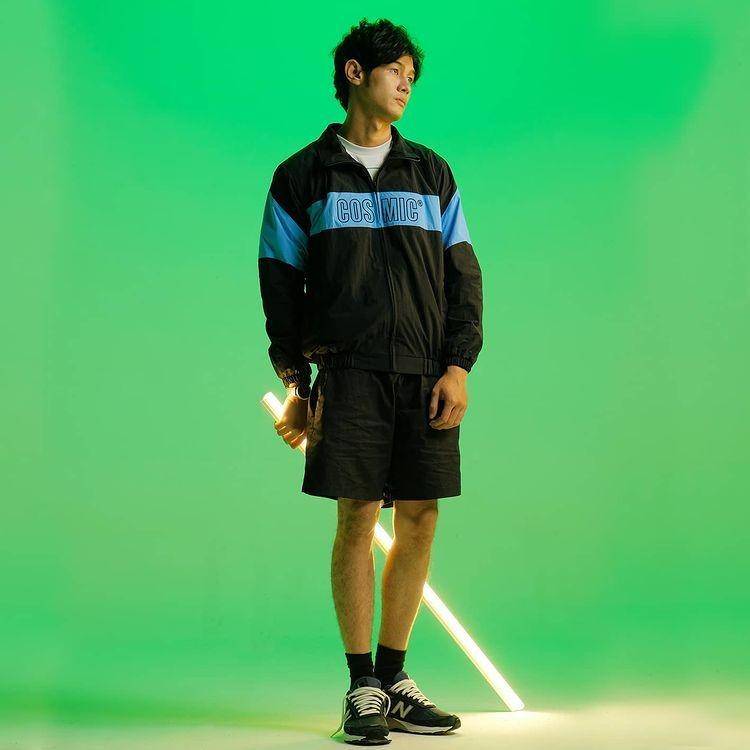 Cosmic (instagram.com/cosmicclothes)