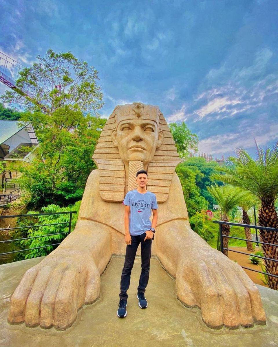 Spot Sphinx ala Mesir di Sarae Hills, Bandung (instagram.com/fajrijii)