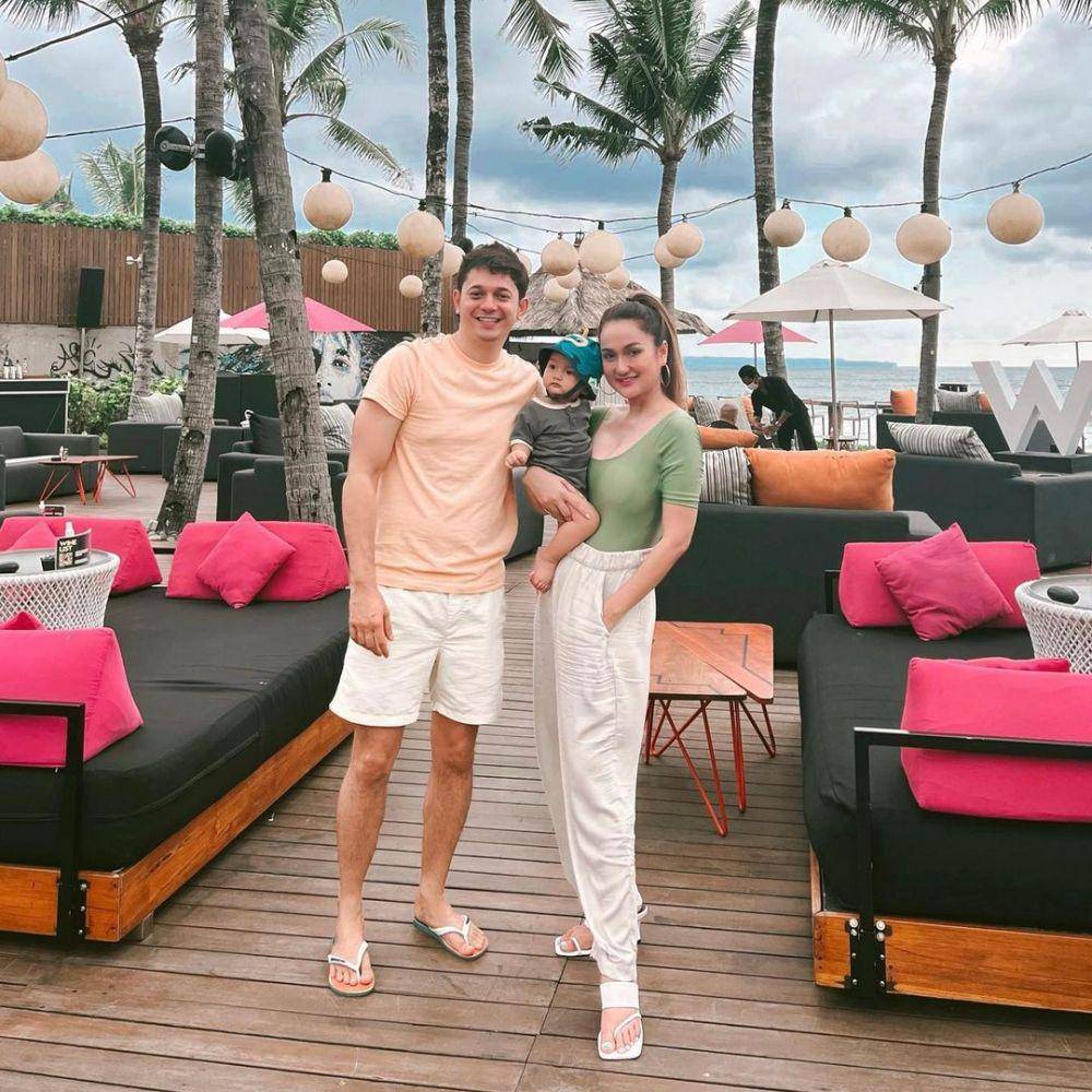 potret liburan keluarga Andrew Andika (instagram.com/tengkudewiputri_tdp)