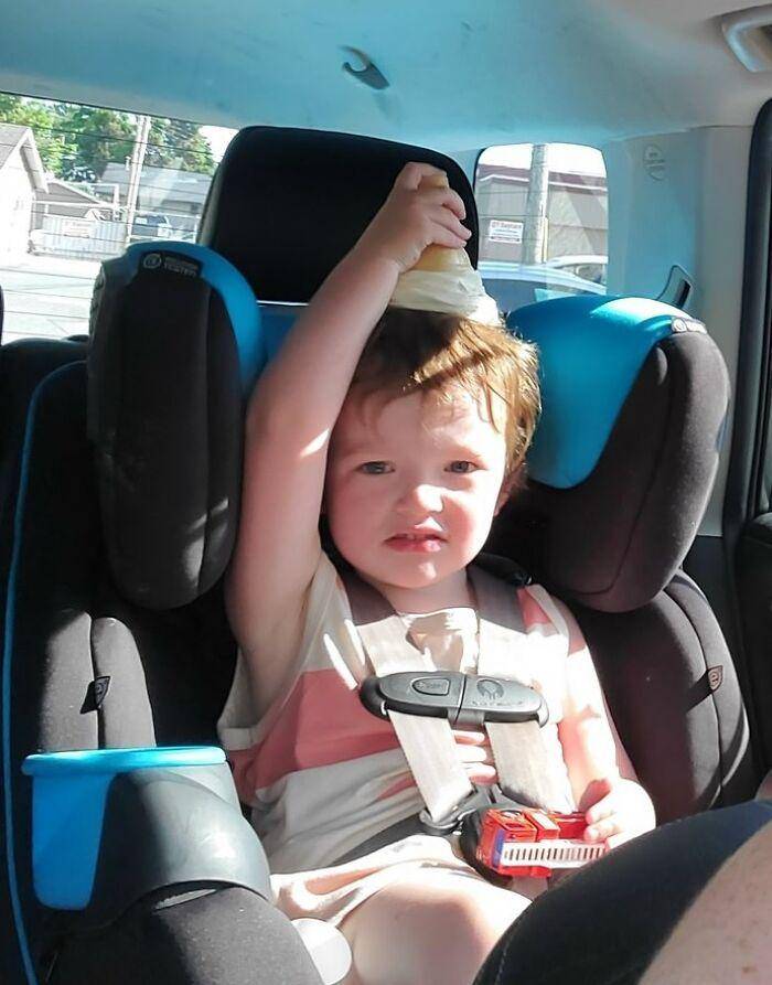 momen lucu teledor mengasuh anak (reddit.com/PotentialApathy)