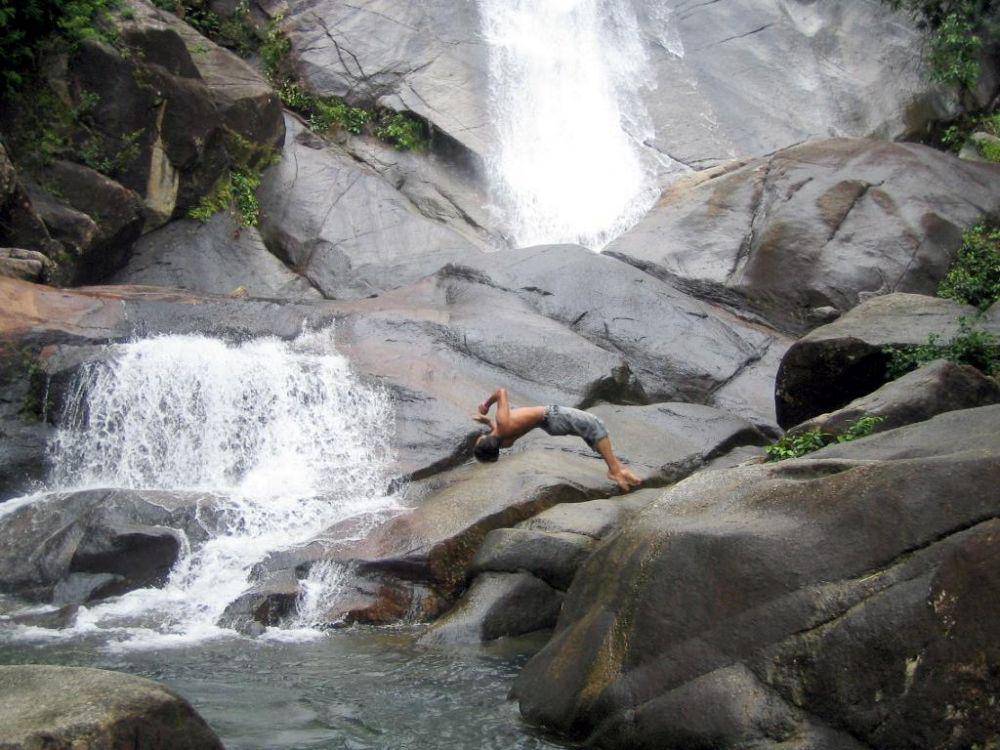 Air Terjun Telaga Tujuh (tempatmenarik.my)