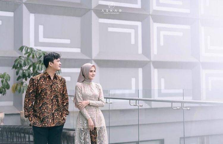 Adi Sastro lamaran (instagram.com/sing.adisastro)