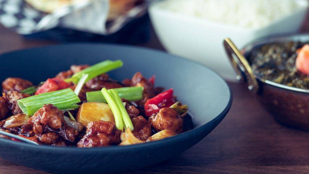 ilustrasi curry cauliflower with muhammara (pixabay.com/timokefoto)